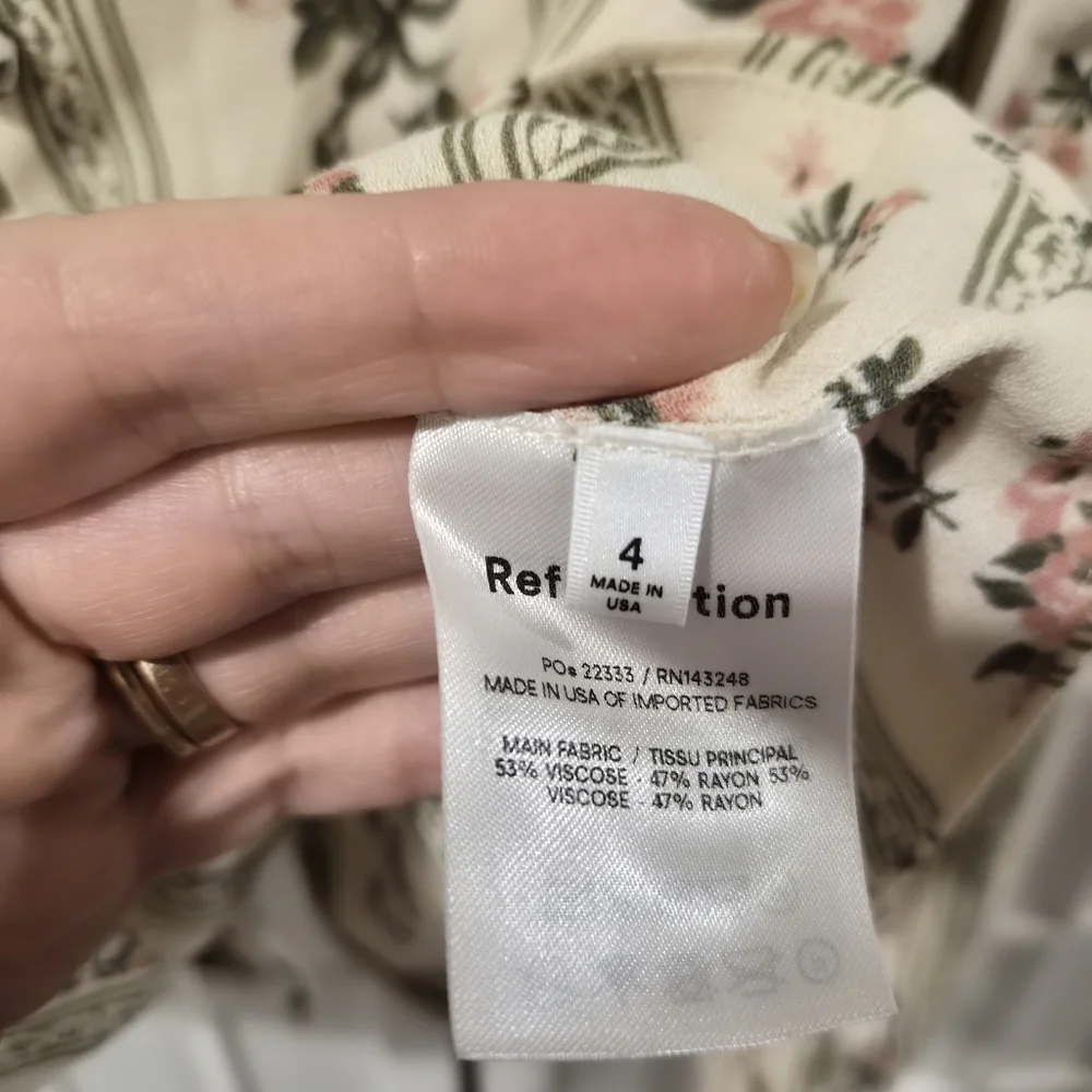 Reformation Floral Cream Green Blouse Top Sz 4 - Picture 10 of 12